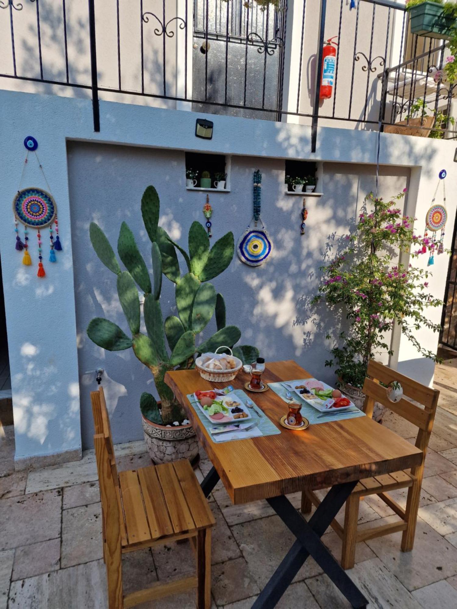 Otelia Pansiyon Ayvalı 외부 사진